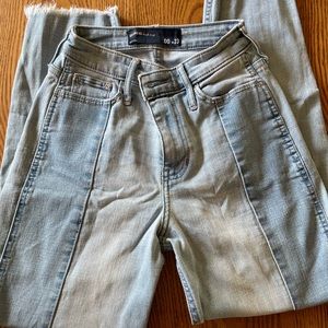 Hollister, women’s size 00, jeans